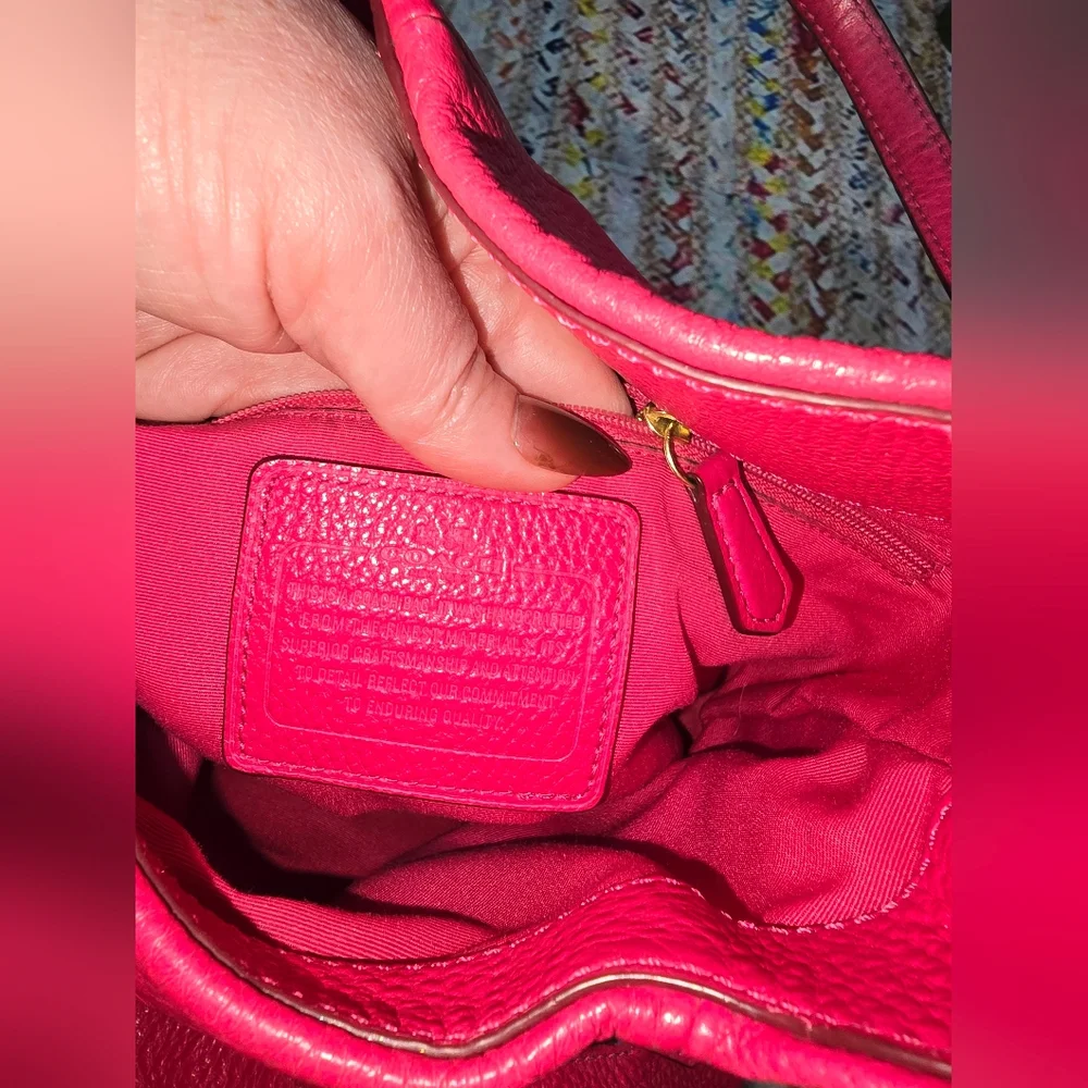 Coach B1557 Madison Phoebe Pebbled Leather Tote Bag - Picture 7 of 13